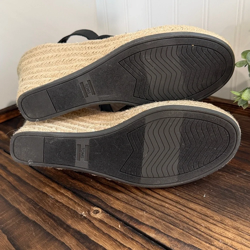 New Toms Black Canvas Wedge Espadrille Sandals